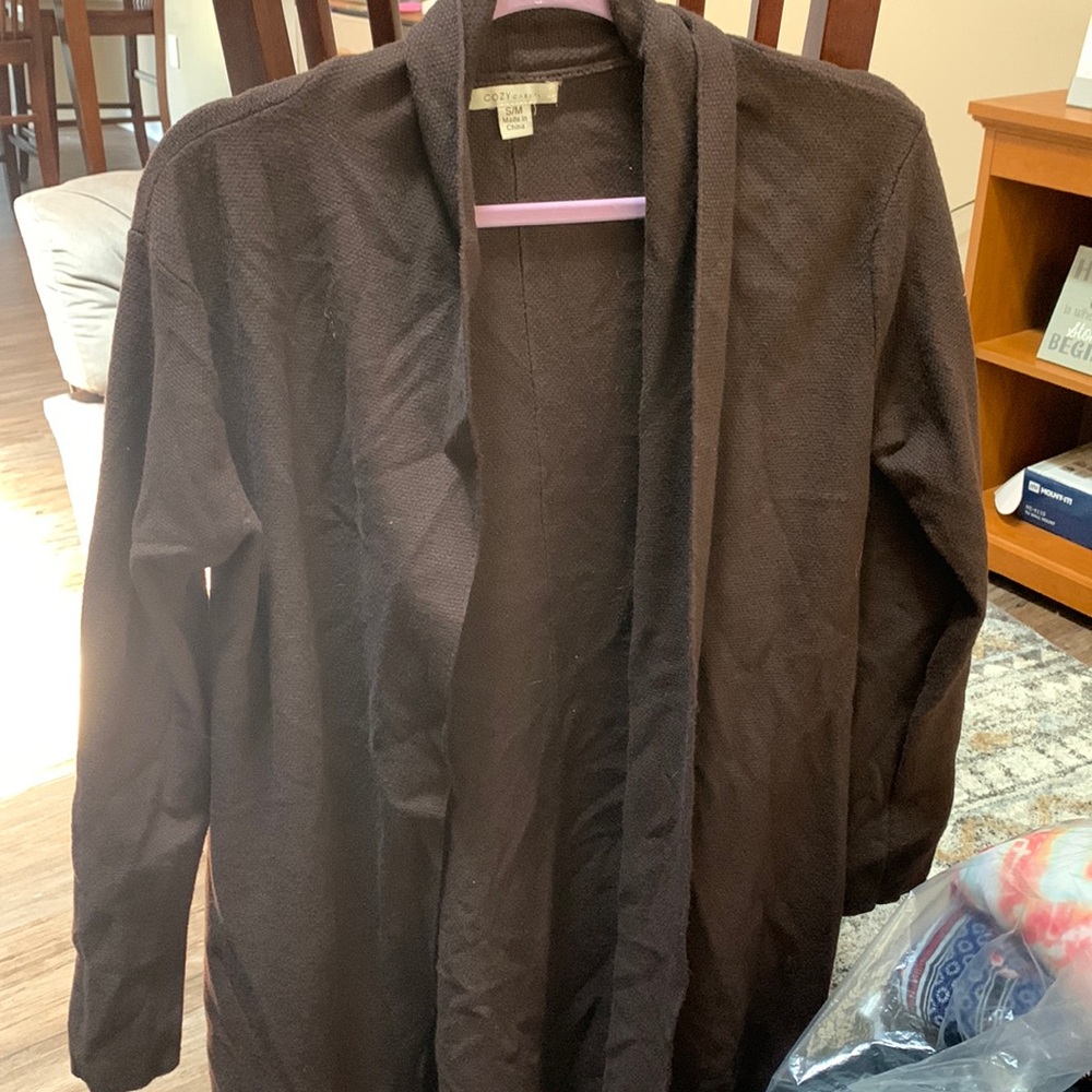 Long brown sweater with pockets size Small/Medium cozy casual brand